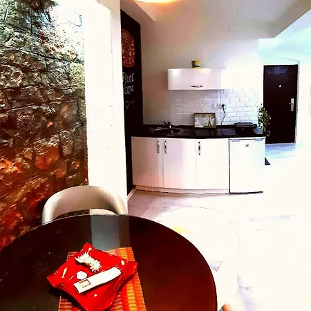 My Place Lux אוהריד